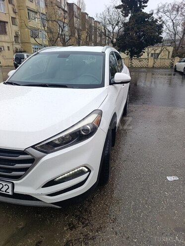 Hyundai Tucson-4