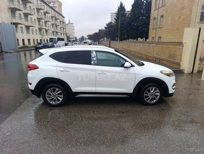 Hyundai Tucson-2