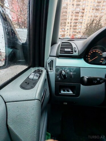 Mercedes Vito-5