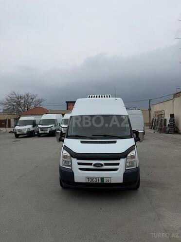 Ford Transit-5