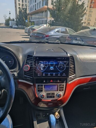 Hyundai Santa Fe-8