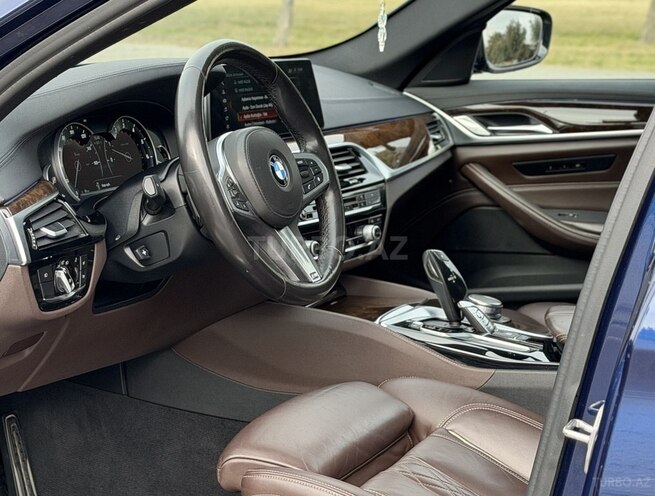 BMW 530-13