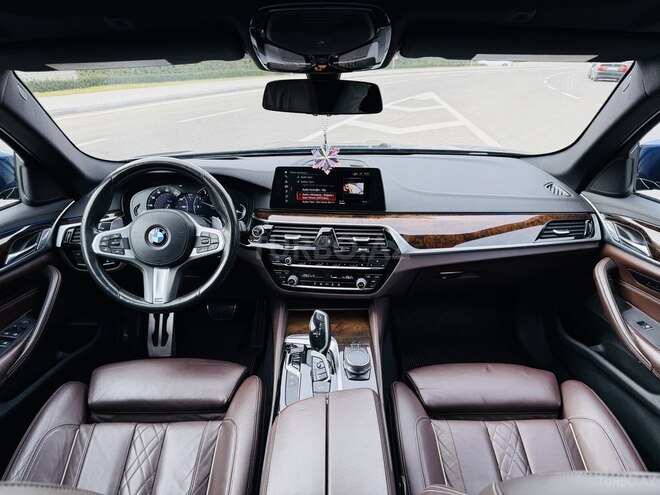 BMW 530-16