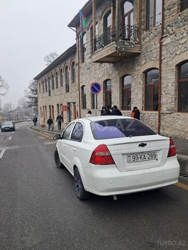 Chevrolet Aveo-11