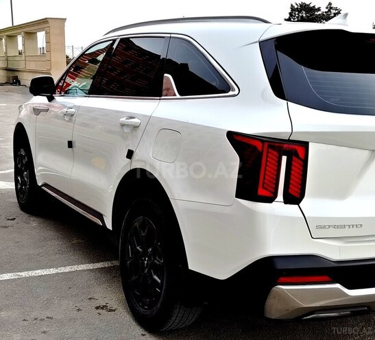 Kia Sorento-16