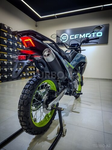 CFMOTO 250DUAL-4