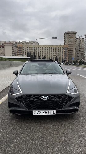 Hyundai Sonata-12