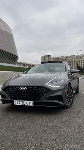 Hyundai Sonata-1