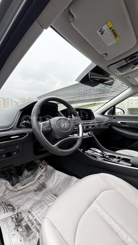 Hyundai Sonata-18