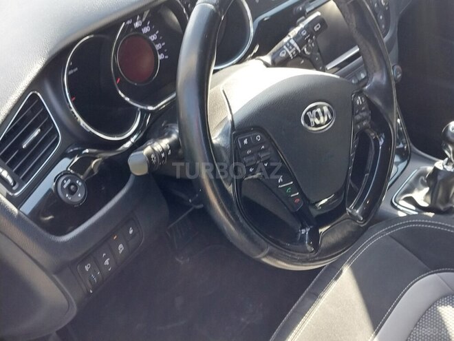 Kia Ceed SW-11