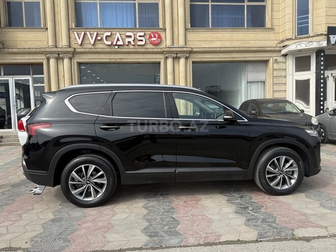 Hyundai Santa Fe-5
