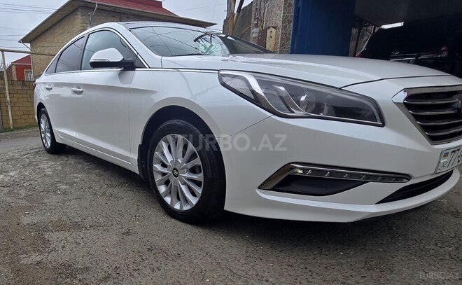 Hyundai Sonata-4