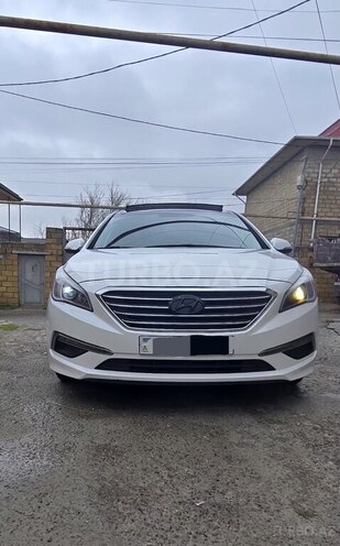 Hyundai Sonata-1