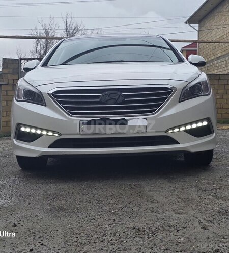 Hyundai Sonata-5