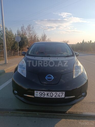 Nissan Leaf-1
