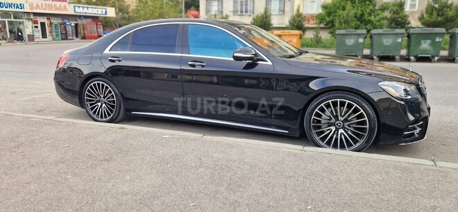 Mercedes S 350 d-8