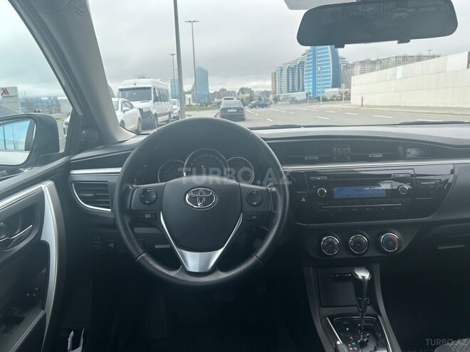 Toyota Corolla-5