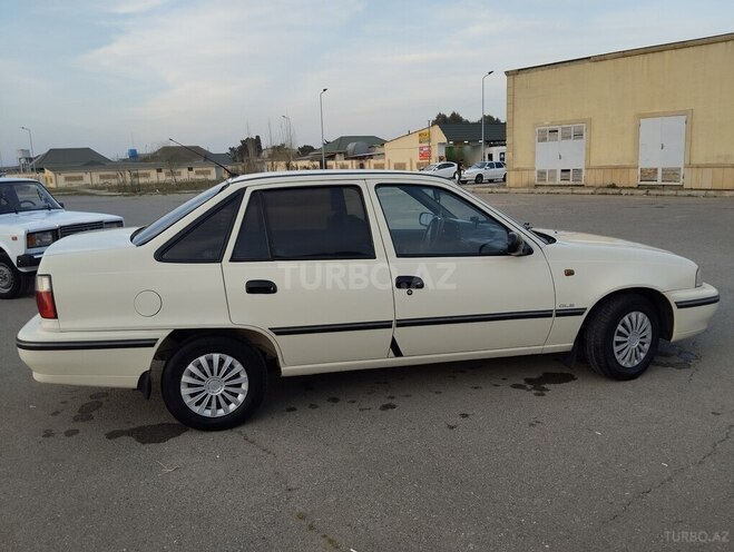 Daewoo Nexia-5