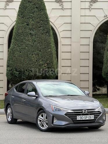Hyundai Elantra-3