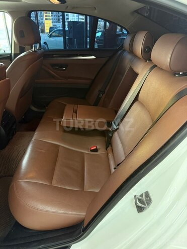 BMW 528-11