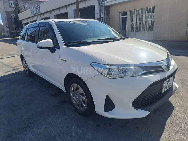 Toyota Corolla Fielder-13