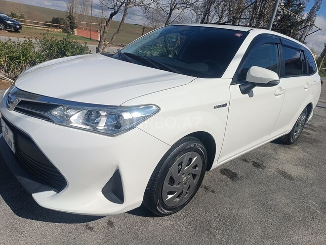 Toyota Corolla Fielder-10