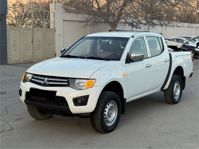 Mitsubishi L200-6