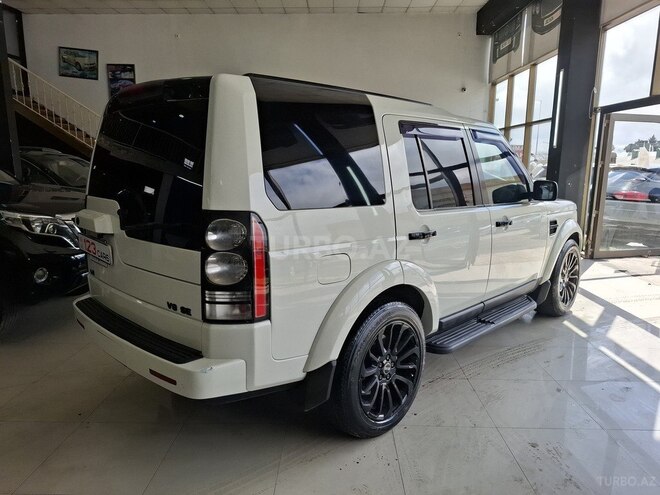 Land Rover Discovery-5