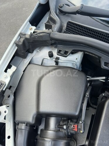 Chevrolet Cruze-12