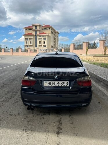 BMW 330-2