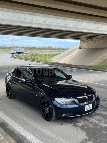 BMW 330-7