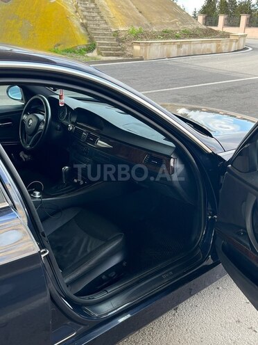 BMW 330-11