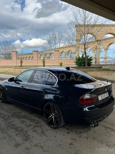 BMW 330-9