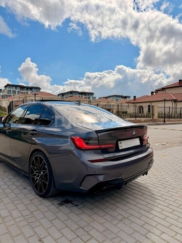 BMW 330-6