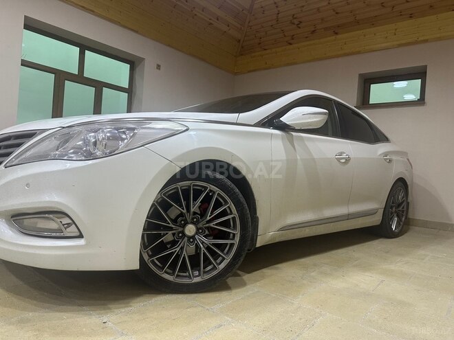 Hyundai Grandeur-2