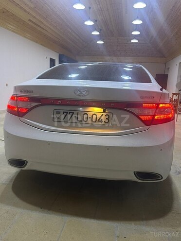 Hyundai Grandeur-3