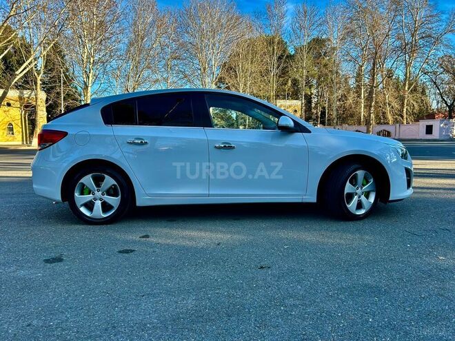 Chevrolet Cruze-6