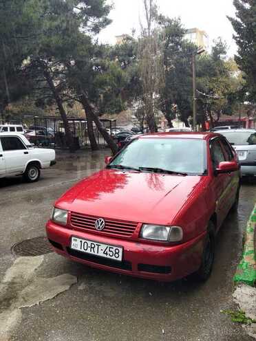 Volkswagen Polo 2001, 297,000 km - 1.6 l - Bakı