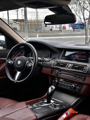 BMW 520d-11