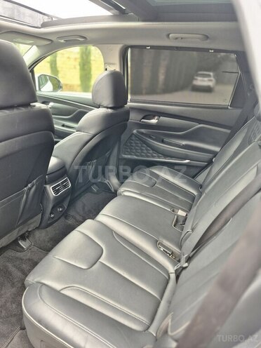 Hyundai Santa Fe-11