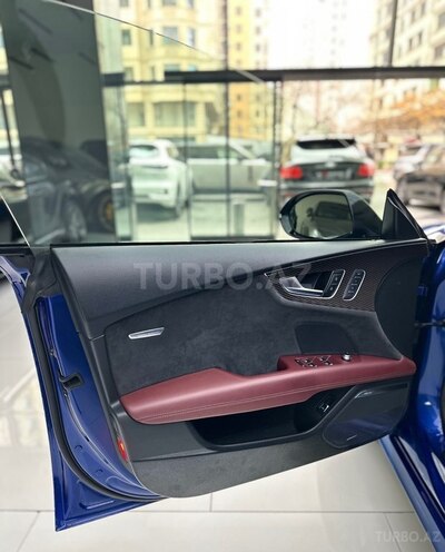 Audi S7-15