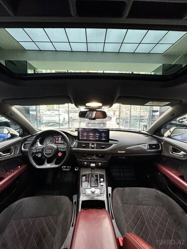 Audi S7-14