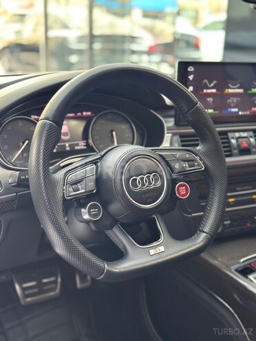 Audi S7-16