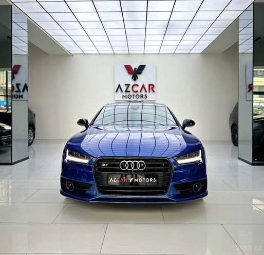 Audi S7-1