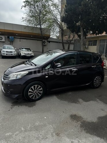 Nissan Note-2