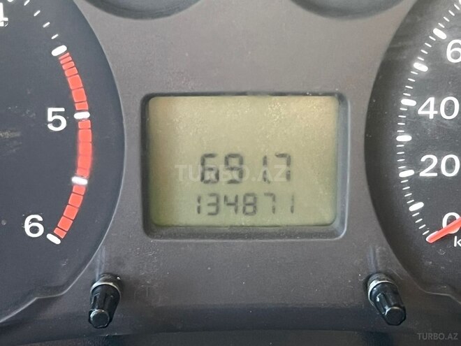 Ford Transit-3