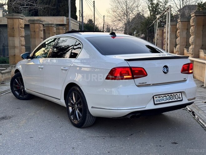 Volkswagen Passat-10