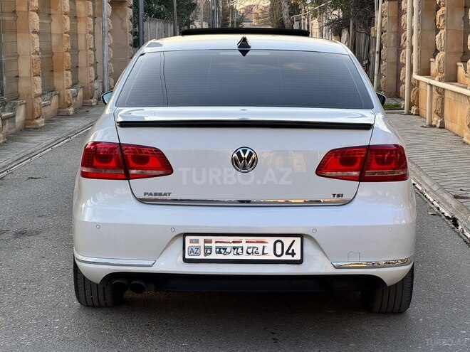 Volkswagen Passat-4