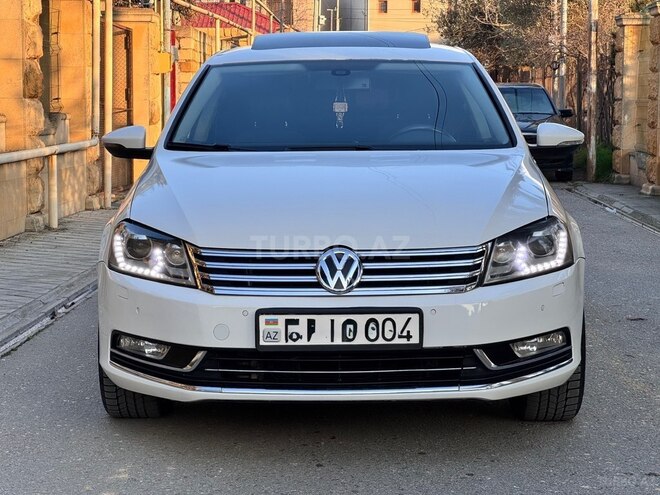 Volkswagen Passat-1