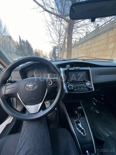 Toyota Corolla Fielder-5